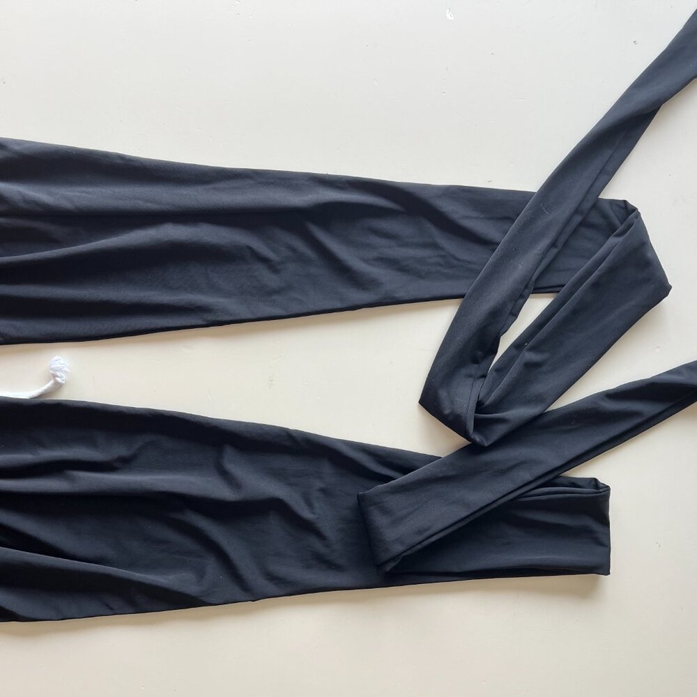 Princess Polly Black Plunge Halter Bodysuit Deep V Neck Long Sleeve NWT Size 6 - Picture 9 of 10